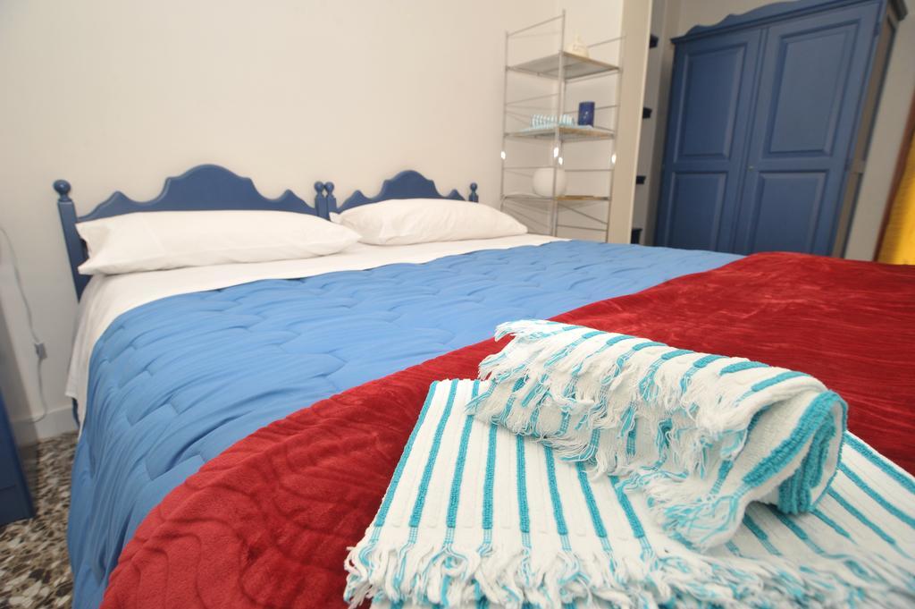 Le Tre Civette Bed & Breakfast Lecce Exterior foto