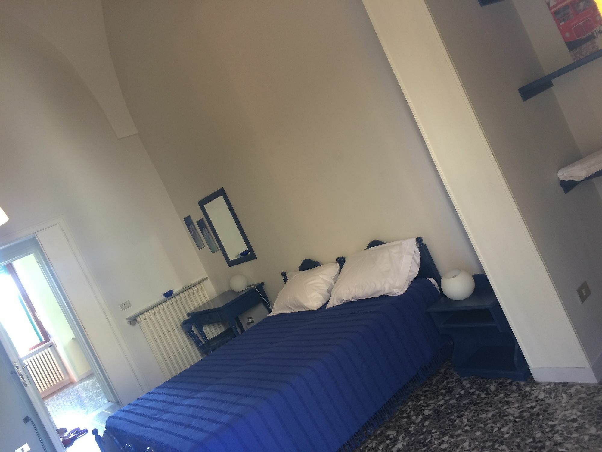 Le Tre Civette Bed & Breakfast Lecce Exterior foto